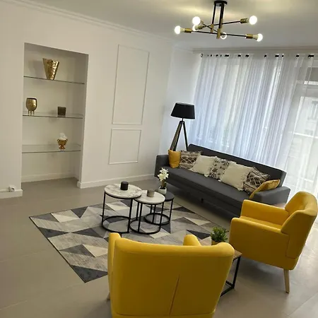 Contemporary For 4 People With Balcony Near Gratte-ciel Villeurb Apartment Villeurbanne